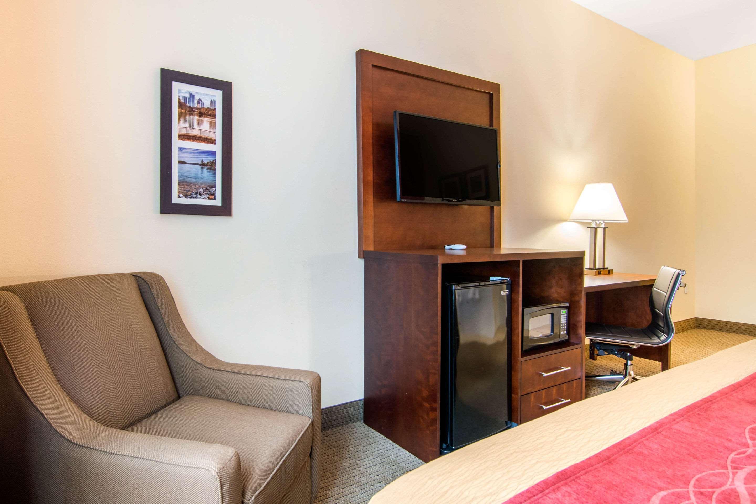 Comfort Inn & Suites Villa Rica Ngoại thất bức ảnh