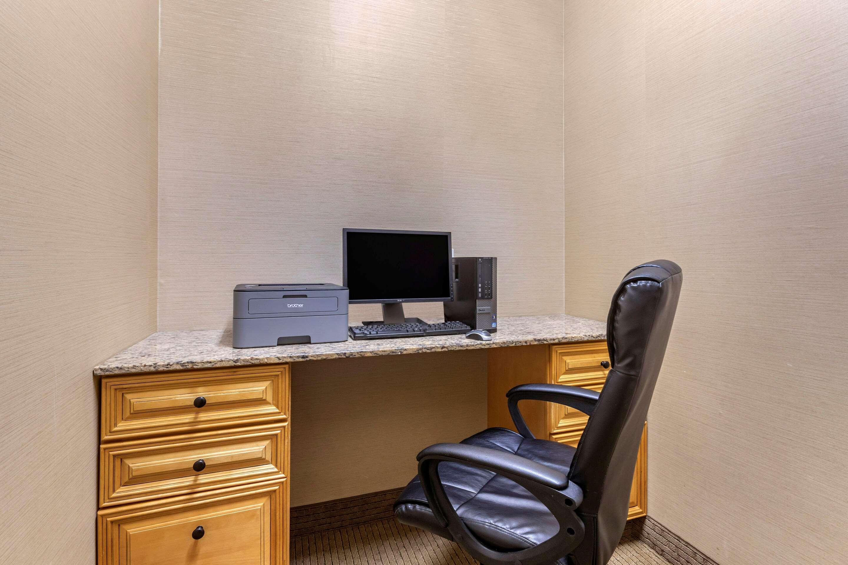 Comfort Inn & Suites Villa Rica Ngoại thất bức ảnh
