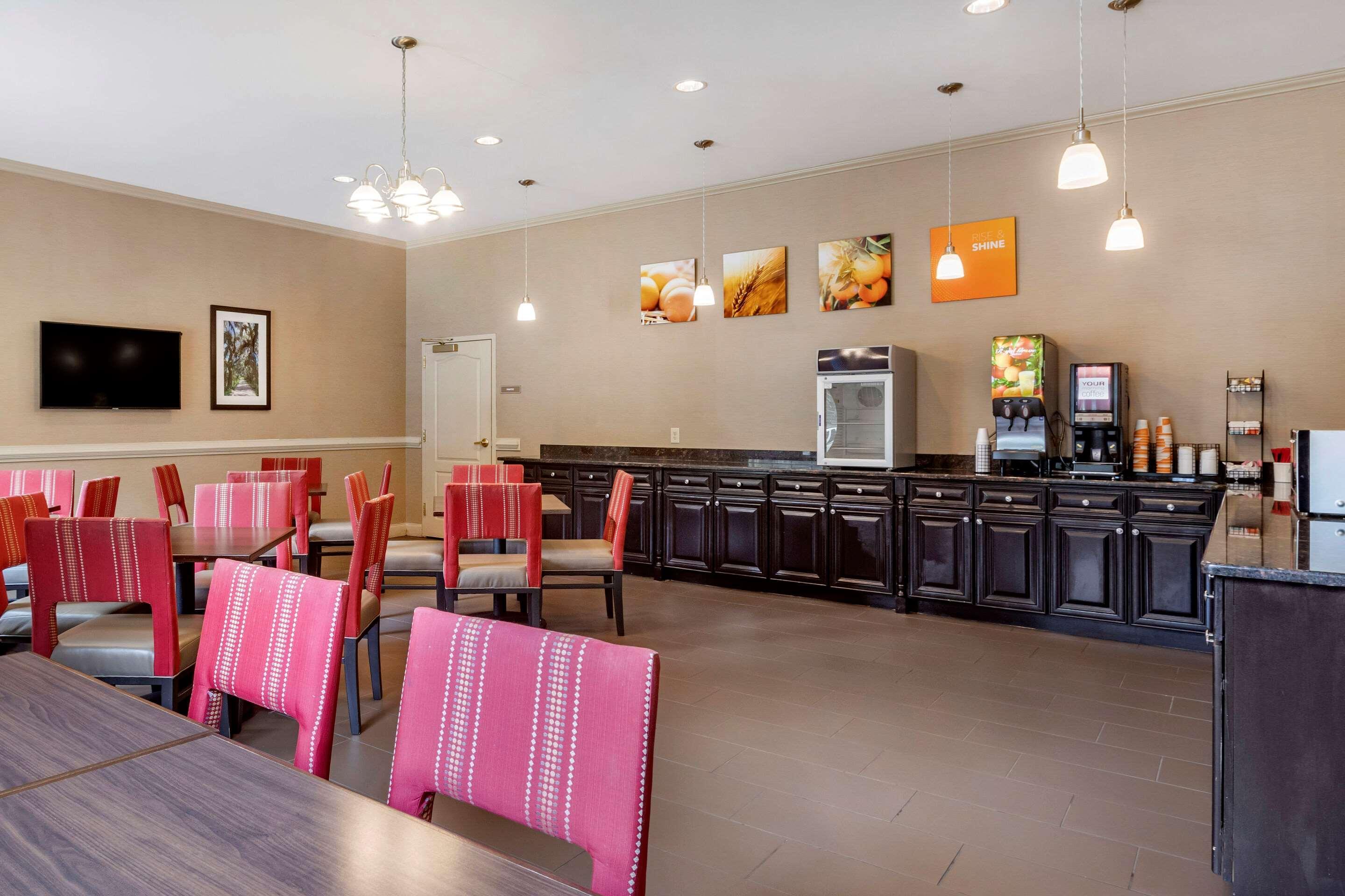 Comfort Inn & Suites Villa Rica Ngoại thất bức ảnh